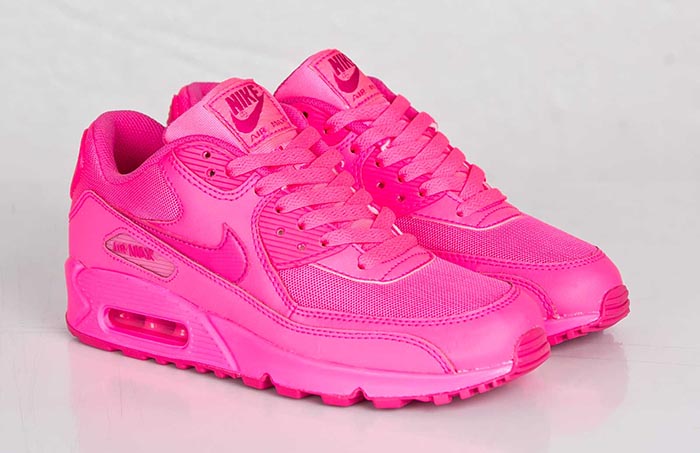 Geweldig plafond Geschatte Musthave: Nike Air Max GS 90 Hyper Pink | TheBeautyMusthaves